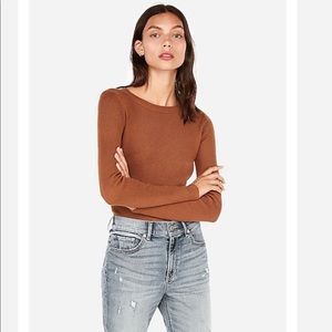 Fitted Crew Neck Sweater in Saddle Brown